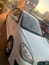 هونداي اكسنت موديل 2011 السياره جاهزة بدون نقص بيها باردين فقط و الدعا...