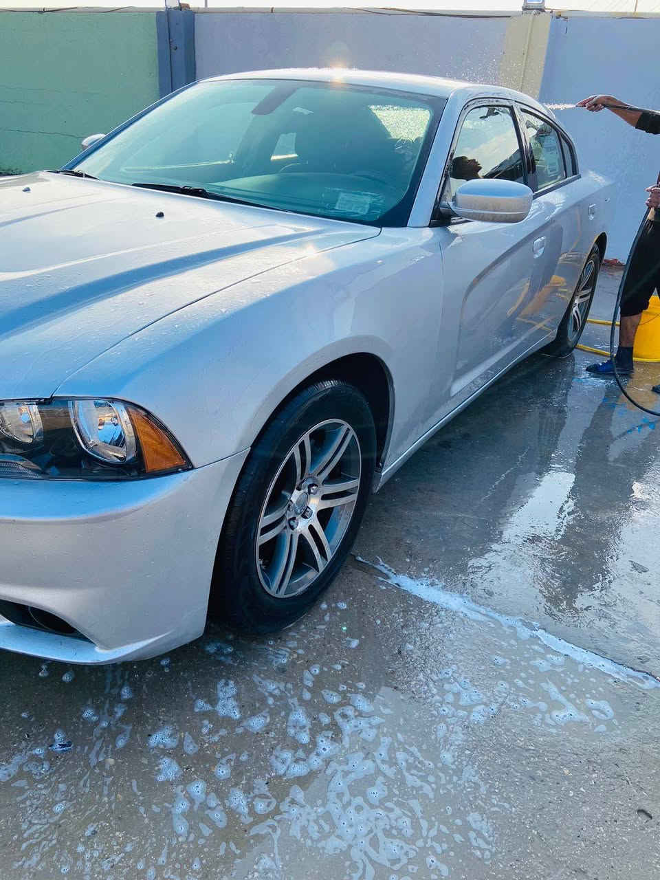 جارجر موديل 12للبيع رقم بغداد مكان السياره ديوانيه بيه ٣قطع بدون دواخل السعره135وبيه مجال قليل الشراي يراسلني على هذا الرقم ***********
