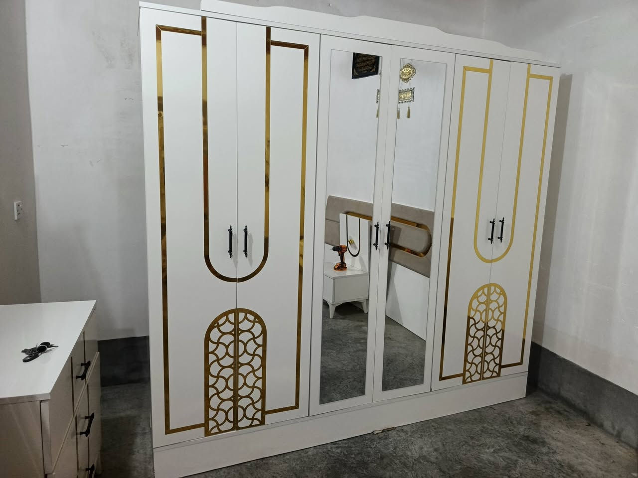 غرفه نوم مستعمل نضافه 90من مئه عنوان جمهوريه طريق سوق الجمعه القديم اتصال على الخاص او رقم الهاتف***********
