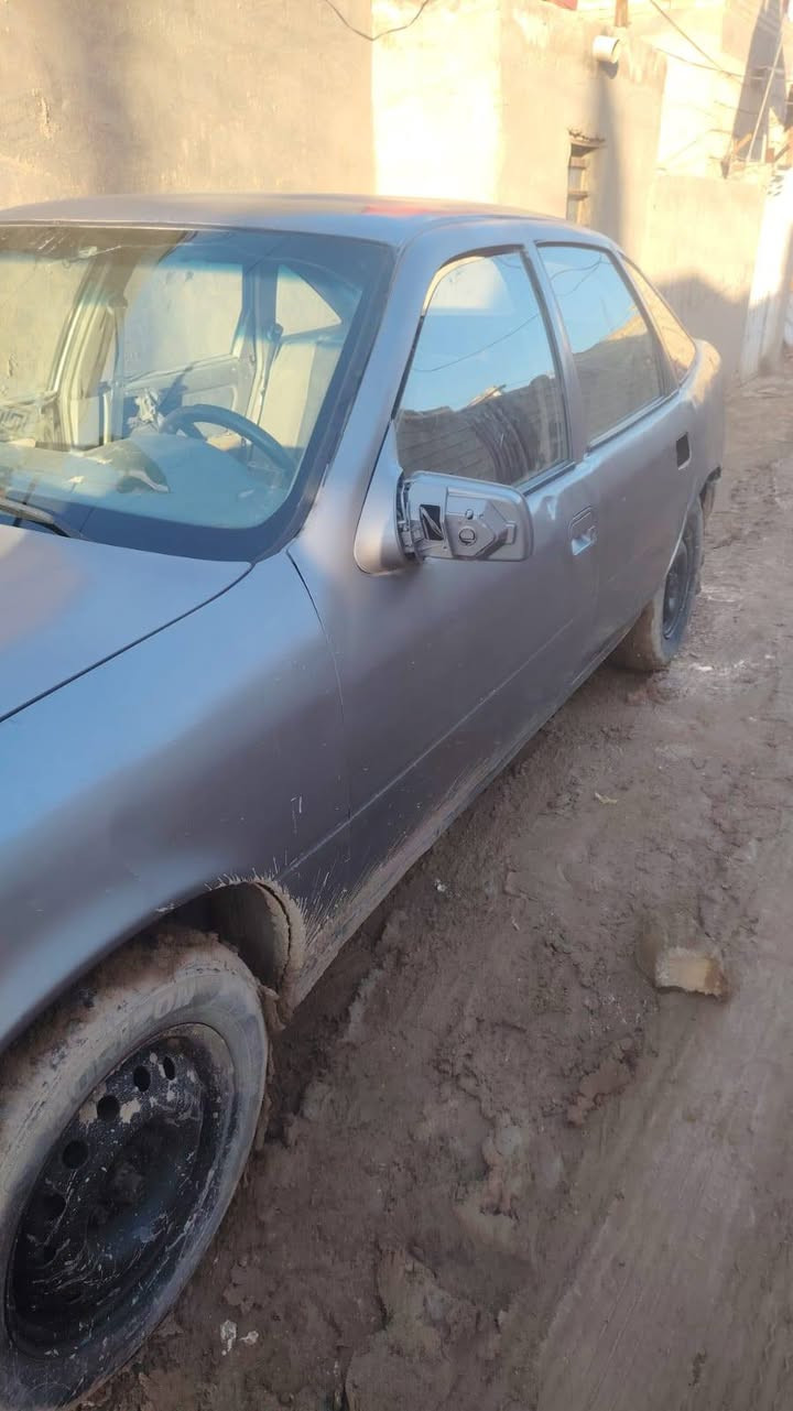 السلام عليكم اخوان اوبل فكتوه موديل 1990 لون رصاصي  رقم نجف كير  مكينه  2000 جدد اخوان ملاحظه السياره بيه نواقص ويرادله ترتيب تريد وكاله تريد تحويل  السعر 13
رقم الهاتف ***********
