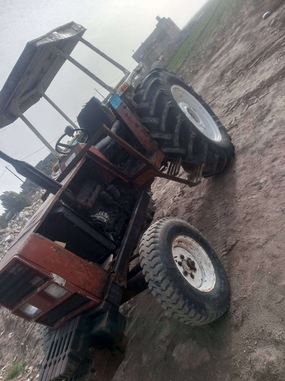 سلام عليكم فيات 780 موديل 82 مكينة خير من الله جاهزة لعمل محرك كير شرط كرهبايات كلة شغالة نتصل وبيك خير وتدلل لعنوان ديوانية لمهناوية ول ستفسار علة لرقم ***********
