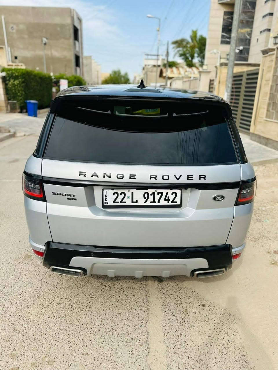 السلام عليكم

‏🇬🇧🇬🇧رانج روفر 2022 🇬🇧🇬🇧HST  sport
للبيع 
وارد امريكي دخول جديد
حادث جملغ فقط صبغ 
تصليح درجه اولى عل ايدي
اني كاصه سياره ومصلحه
السياره جداا مميزه 
عداد المسافات22الف ميل
6 سلندر سوبر جارج بانزين 

🛑داخل احمر مميز فقط يجي بالاوتو 
🛑 3شاشه 
🛑 جكات ٣ وضعيات 
🛑رادار جانبي بل مرايات 
🛑 نظام صوت ميرديان (خرافي )🎧🎧
🛑رادارات جانبيه وخلفيه  +5بصمات ابواب 
🛑فچوج 6 بستم الاماميه
🛑بانوراما قماره شامواه داخل كله كربون فايبر
🛑حساس امامي هلفي
🔴لايت زنون
وبعد هوايه موصفات

 اخوان السياره جديده
بسمي تحويل مباشر رقم اربيل 
بشرط الفحص  

مكاني بغداد زيونه 

*********** للاستفسار
