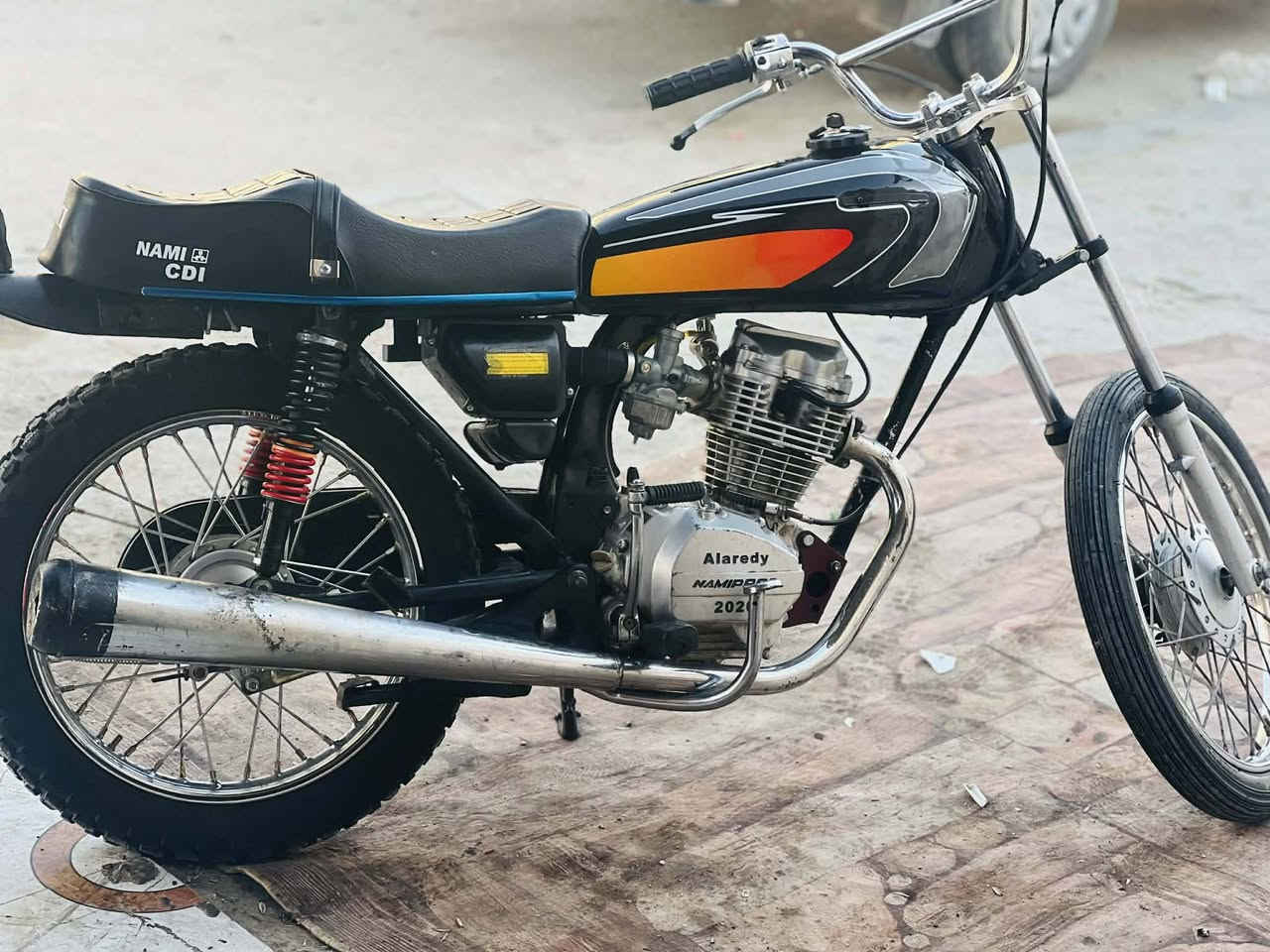 كلك
السعر 350 وبيهه مجال 

مكاني  الفضليه 

***********
