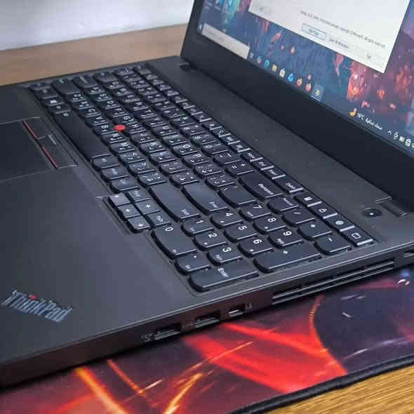 بمعالج i7 وبسعر 220 الف بس
🔥 *وصل عرض مرتب – لينوفو T550* 🔥  
لابتوب عملي وبسعر مناسب، يخدمك بالدراسة أو الشغل اليومي بدون ما يثقل عليك 💻

🔹 *المعالج:* Core i7 الجيل الخامس  
🔹 *رام:* 16 كيكا DDR3  
🔹 *هارد:* 256 SSD – سريع  
🔹 *الشاشة:* 15.6 إنج بدقة FHD  
🔹 *النظام:* Windows 10  
🔹 *كيبورد ليزري* عربي + إنكليزي

✅ نضافة عالية  
✅ شامل شحن وتوصيل  
✅ خيار ممتاز لأي واحد يريد جهاز يعتمد عليه بسعر طيب

💰 *السعر: 220 ألف دينار – واصل لباب بيتك*

📲 احجز جهازك الآن عالواتساب: ***********
