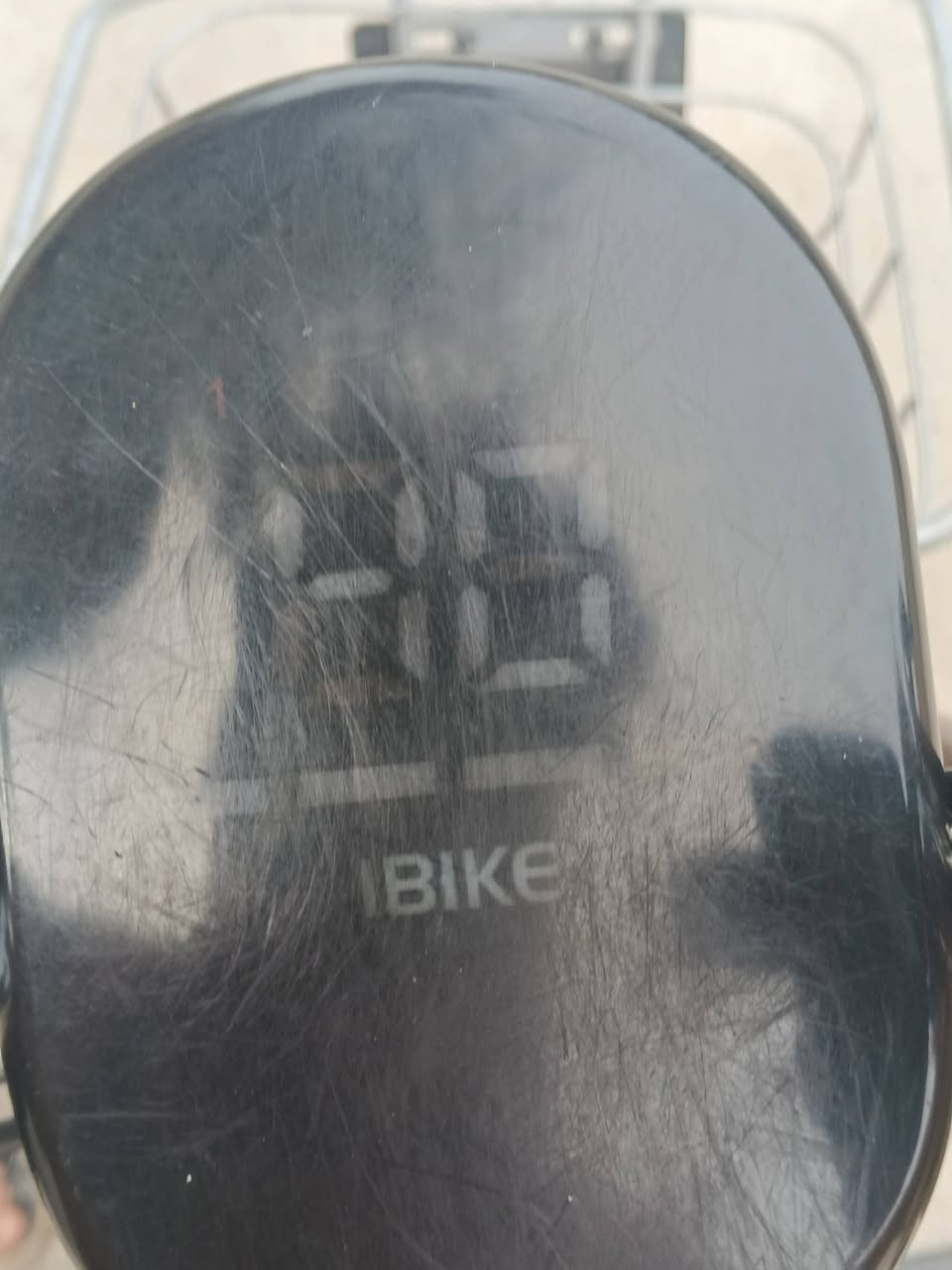 السلام عليكم شباب دراجة شحن للبيع أو مراوس ب ار 9 للاسفسار الاتصال على الرقم ***********
