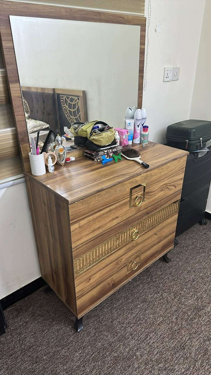 غرفة تركي سلايت نظيفة مابيها اي ضرر
العنوان بغداد زيونه شارع الربيعي


**إذا كنت صاحب هذا الإعلان وتريد حذفه لأي سبب، رجاءا أرسل رسالة إلى الدعم الفني**