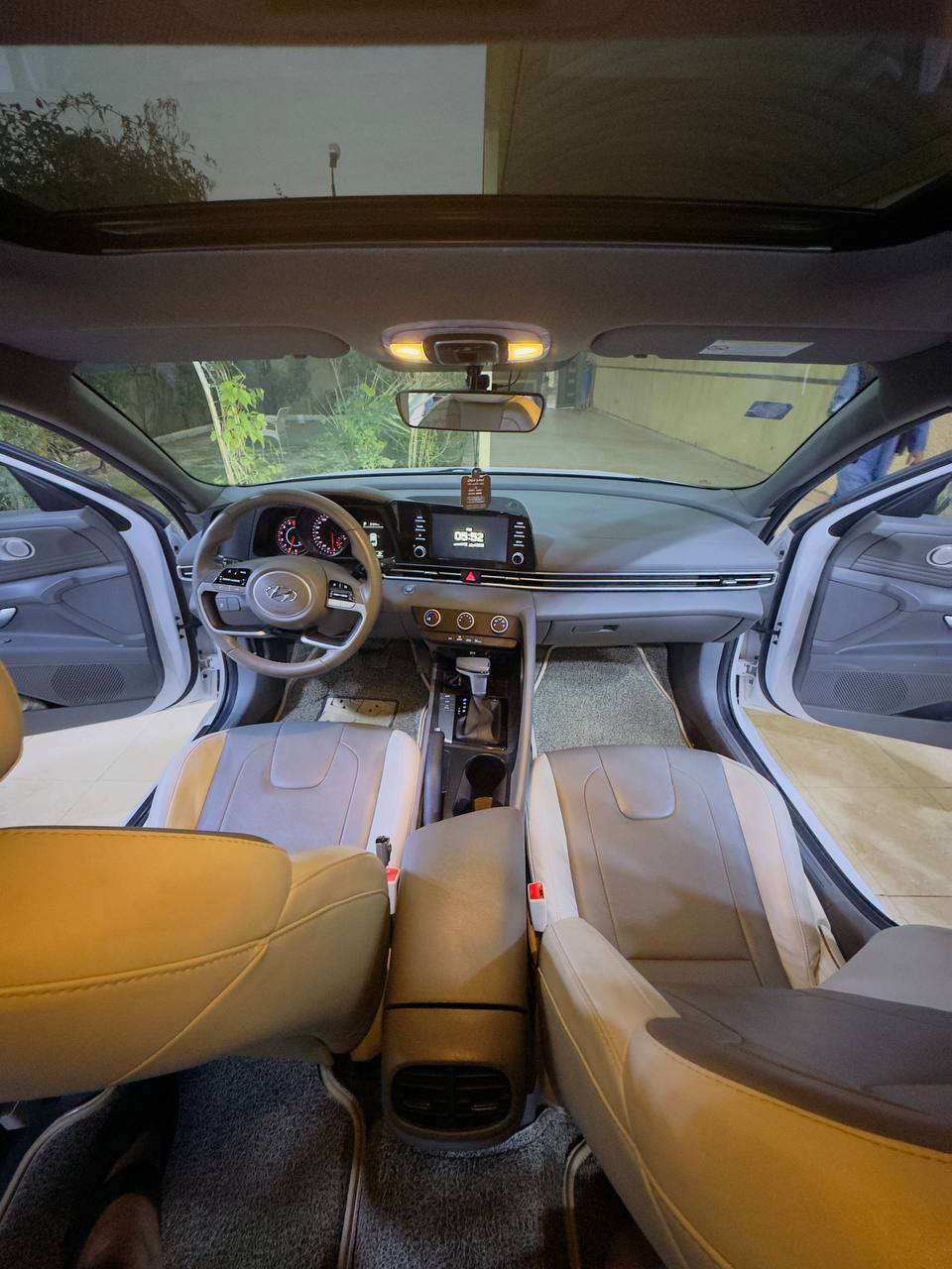 النترا ٢٣ خليجيه محرك ٢٠٠٠ كوري اصلي فول مواصفات
السياره بأسمي السعر ١٨٠ بيها مجال للشراي مكاني الكوت 
للاستفسار ***********
