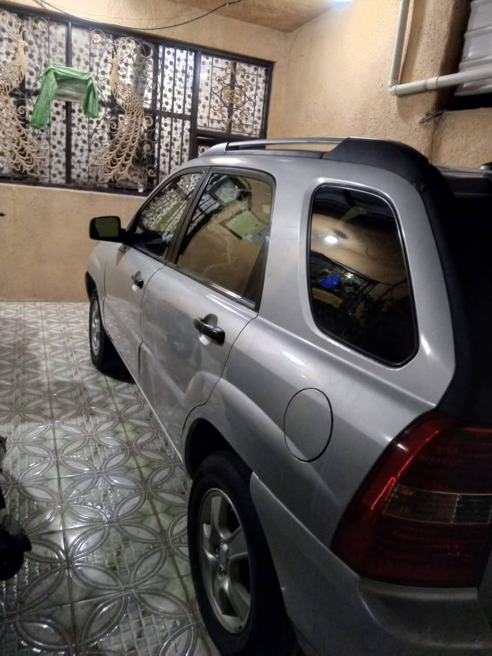 السلام عليكم من رخصت مدير الكروب سبورتج 2007 سياره جاهزه حته سبيرهه مانازل سبيرهه بعده جديد رقم*********** سعرهه 95وبهه مجال
