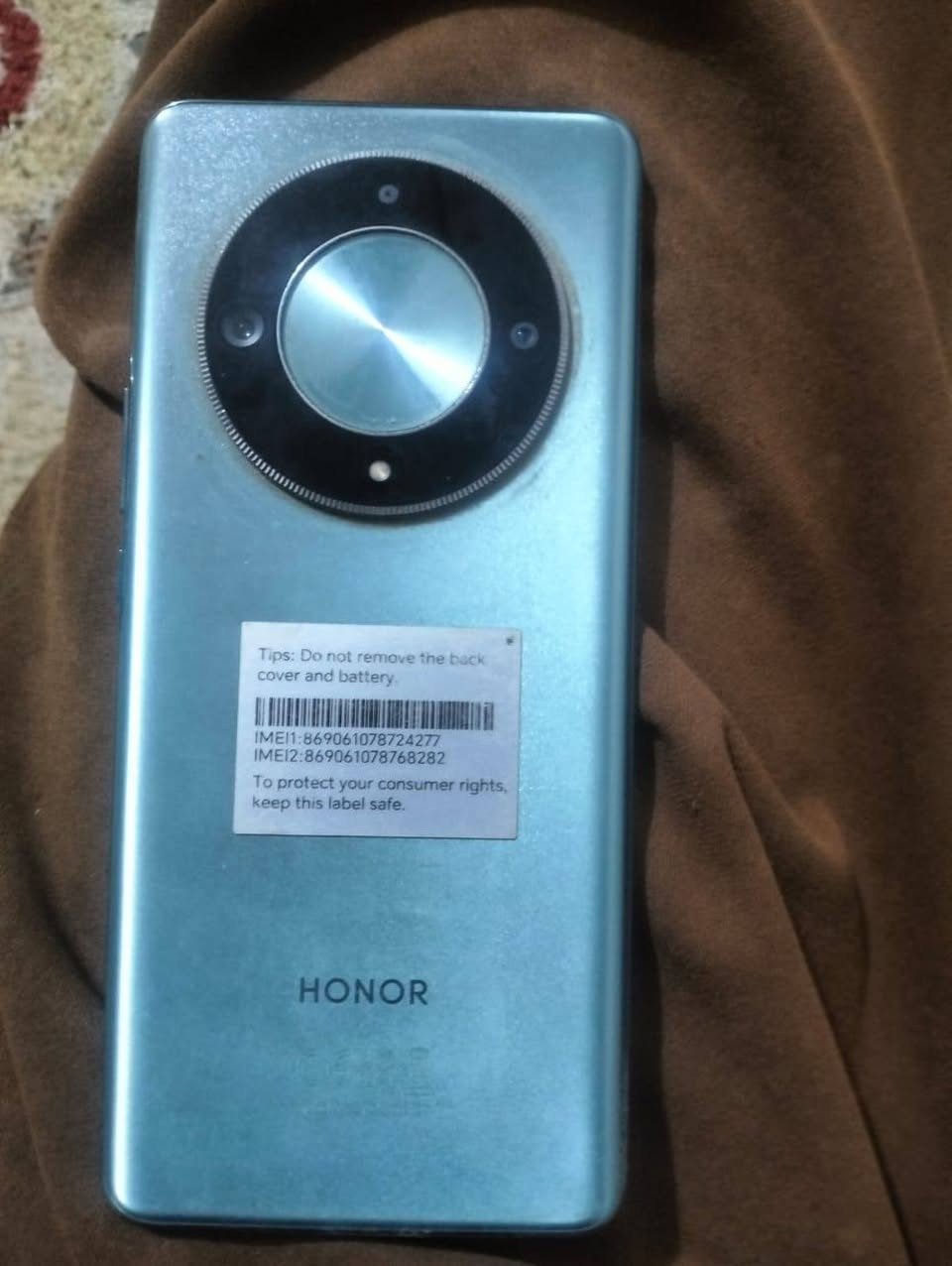 سلام عليكم ايفون 7بلص ذاكره128وهونر اكس 9بي ذاكره256 كلشي ما مبدل بي نضيف مراوس  ايفون 13برو ماكس. حته لو ضهره مكسور مكاني عماره رقم واتس ***********
