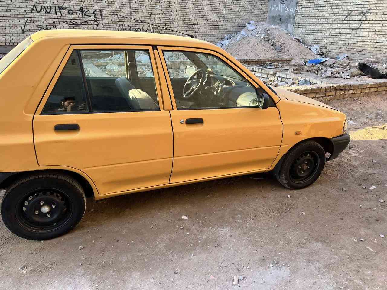 سايبه 2015
السياره معمر بطانه جاملغ وهلالات

كير مكينه بلاد ما مفتوح 

مساند مال دبلات 

ومساند مال شاصي 

تبريد وتدفئة جديد 

دوشمه جديده

صدر جديد 

جاملغات مصبوغ جماليه 

شاشه و كامره

السعر 40 وبيها مجال

العنوان حي الكوفه نهايه حي اور 

‭0770 759 4647‬
