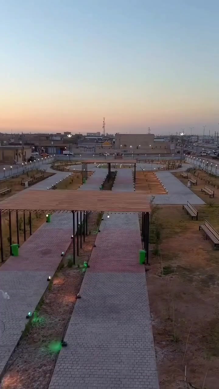 قطعة ارض للبيع في حي الجمعيات بموقع راقي على الشارع العام (طريق عمارة – بغداد) مقابل حدائق العتبة الجديدة، قرب جامع تاج الدين. مساحة 200م. للاستفسار الاتصال على الرقم ***********.
