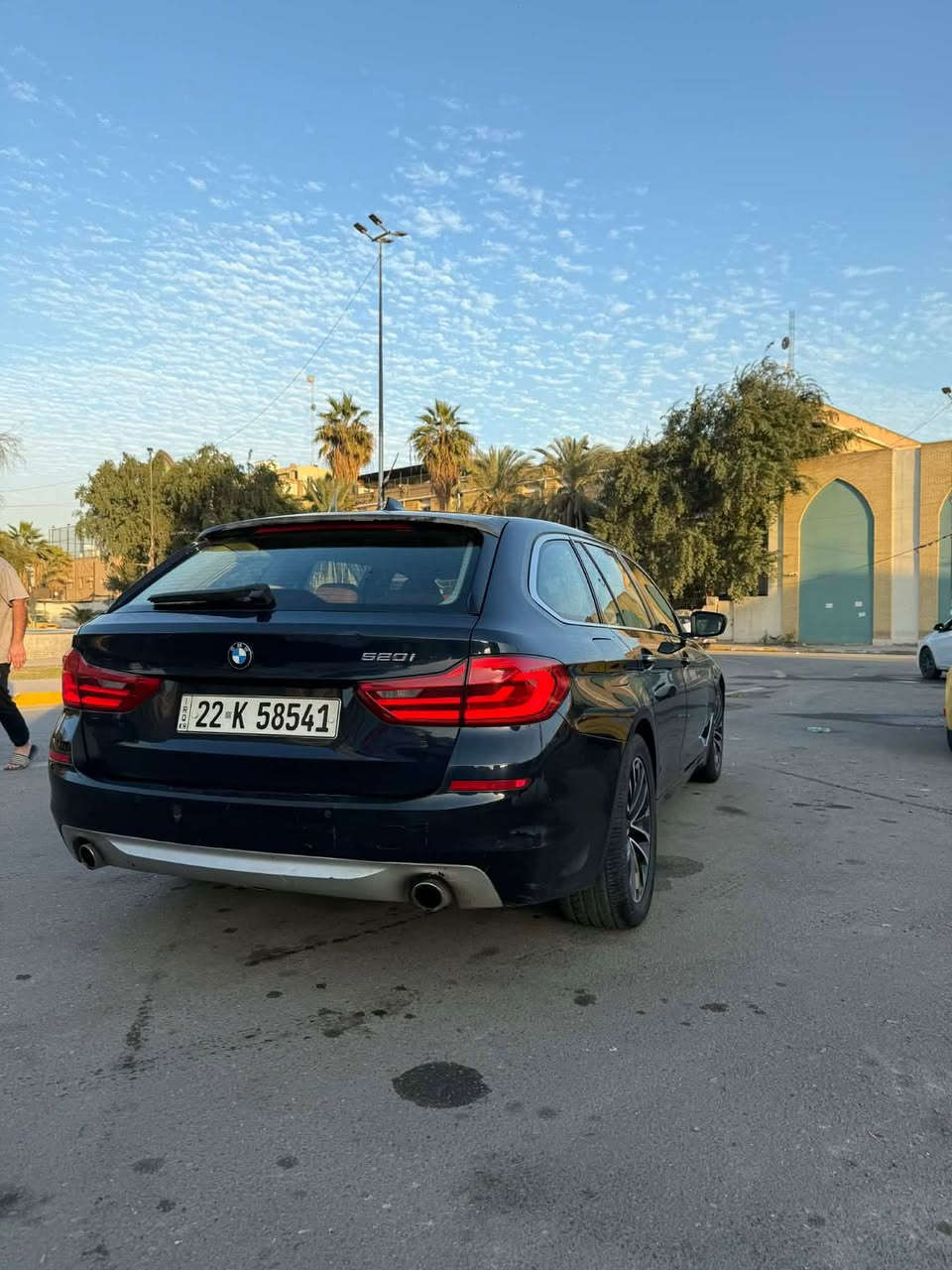 * السلام عليكم ورحمة الله وبركاته
* للبيع او المراوس حسب القناعة
* BMW G31 موديل ٢٠١٨
* وارد خليجي رقم اربيل الدولي سنوية جديدة مع هزة جديدة 
* السيارة معروفة مواصفاتها 
* بيها صبغ بكصة البنيد فقط 
* على كد شبرين بدون دواخل 
* والسونار موجود
* ماشية ٥٣٠ الف كيلو 
* السيارة كيرها ومكينتها متبدلة
* بكير ومكينه شد جديد مال زيرو
* على ايدي شديتهن
* عليها سيرفس كامل من كل شي 
* جاهزة من كل النواحي 
* ترايك وين متريد
* السعر ١٦٥ وبيها مجال قليل
* مكانها بغداد حي العدل
* ***********
