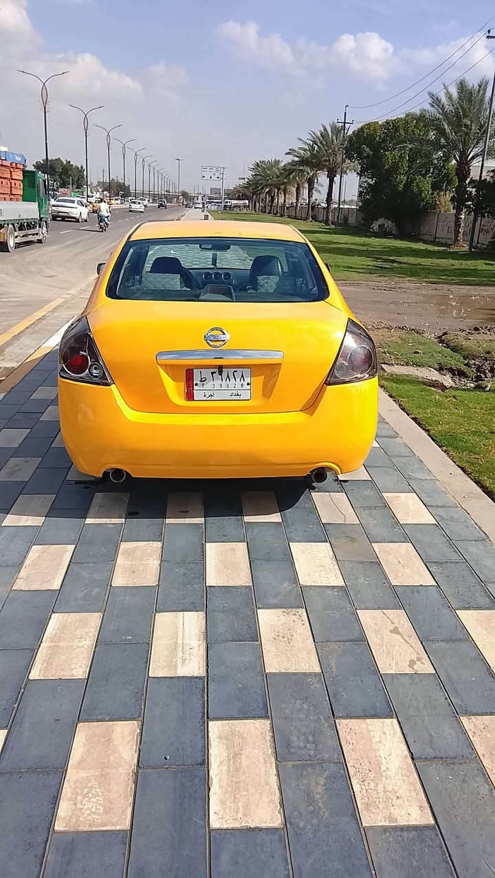 سلام عليكم نيسان ولتيما مديل2007 وارد امريكي حادثها قبق جنطة مكينه 4سلندر منضومه غاز تبريد قطعتين شغال فول مواصفات بصمه فتحه تحكم ستيرن جهتين  جنطة كهرباء كشن كهرباء وهيتر صدر جديد تخم تاير كلة جديد كل نقص مابيهة سعر54 مكان بغداد مصفرة غرامات وهية مصفرة تحويل مباشر
تصال***********
