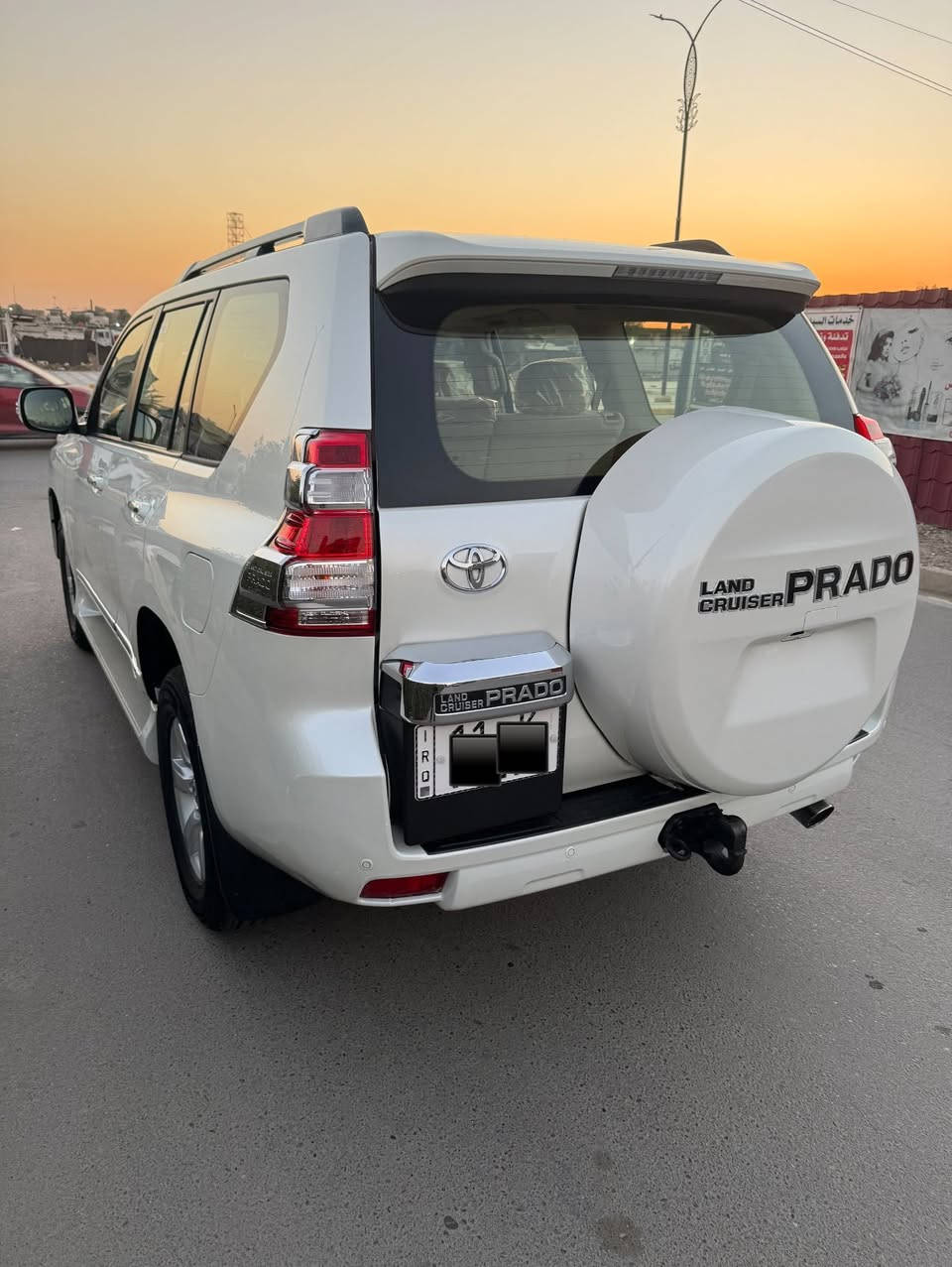 اللهم صل على محمد وال محمد 
السلام عليكم
للبيع تويوتا برادو 2015/ T.X.I مكينة 6 سلندر مكفولة كفالة عامة من الصبغ والبارد والضربة والتبديل والفتح كفالة  من كل شي كير ومكينة السيارة جاهزة من كل النواحي بعدها بوضع الوكالة فوول مواصفات
تشغيل بصمة
سلايد روڤ
كراسي كهرباء
تحكم ستيرن
مري شفط
ثلاجة
هوك خلفي
بروجكتر زنون
سبير تعليك
كامرة+ حساس اصلي
رقم بغداد الدولي
سنوية بأسمي + هزة جديدة
ارضيات الشركة ما مستخدمة
تخم تاير جديد 
كتلوكات + العدة + الجك ما مستخدمات
ماشية 68 كم

مكانها بغداد

***********
