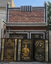 مشتمل للبيع المساحه 80 متر الواجهه اربعه والنزال 20 قرب جامع مديحه مرب...