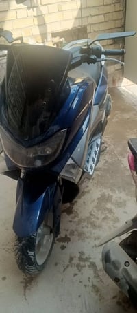 السلام وعليكم Nmax للبيع دراجه ماشيه 41الف  دراجه مابيهة اي نقص  رايده...