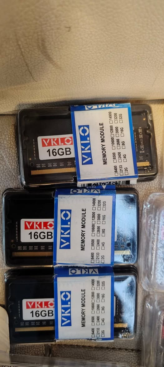 رامات ddr4
3 قطع رامات لاب توب 
16g
3قطع رامات pc. 
16g. 3200
2 قطعه رامات pc   
16g. 3600                           
2قطعه رام pc
8g. 3200
ابيعهن شلع ب700


**إذا كنت صاحب هذا الإعلان وتريد حذفه لأي سبب، رجاءا أرسل رسالة إلى الدعم الفني**