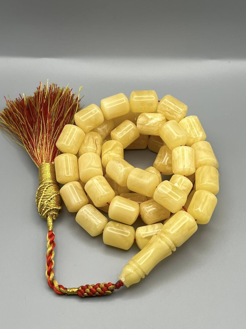 بسم الله .. مسباح كهرب حر كلينغرادي صندوقي خام محاحي جبس مشجر بالكامل من الخامات الصعبة الرائعة خراطة الكويت الشاهد قطعة وحدة المسباح ولا غلطة . الوزن 75 غرام . حجم الخرز 11/14 ملم . عدد الخرز 55 . المهتم يدخل خاص رجاءً . يوجد توصيل لكل محافظات العراق…


**إذا كنت صاحب هذا الإعلان وتريد حذفه لأي سبب، رجاءا أرسل رسالة إلى الدعم الفني**