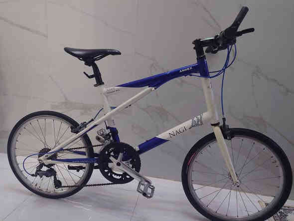 سلام عليكم اخوان 
للبيع معدن المنيوم 
نظام كلارس 
فول نظافة 
السعر 150
مكاني نجف واكو توصيل 
***********
