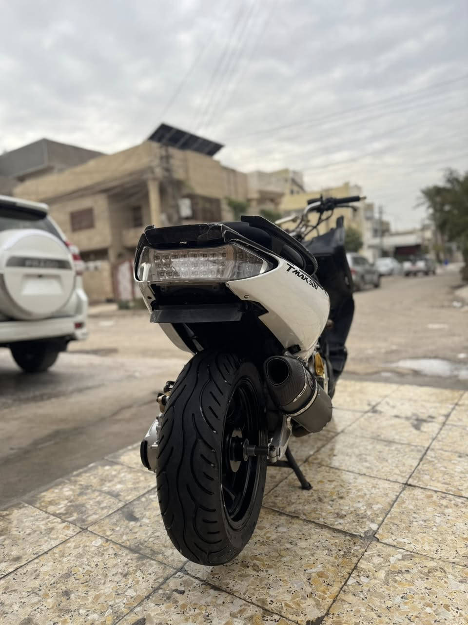 سلام عليكم تي ماكس 2007 مكينه كفاله عامه ما مفتوح برغي بيه كهربائيات كلها شغاله نقصها جاملغ وبجم السعر ١٤مجال قليل حك الجيه بيه دراجه اذا مفتوحه مكينه اخسر كروتك وجيتك عنوان بغداد البنوك ***********
