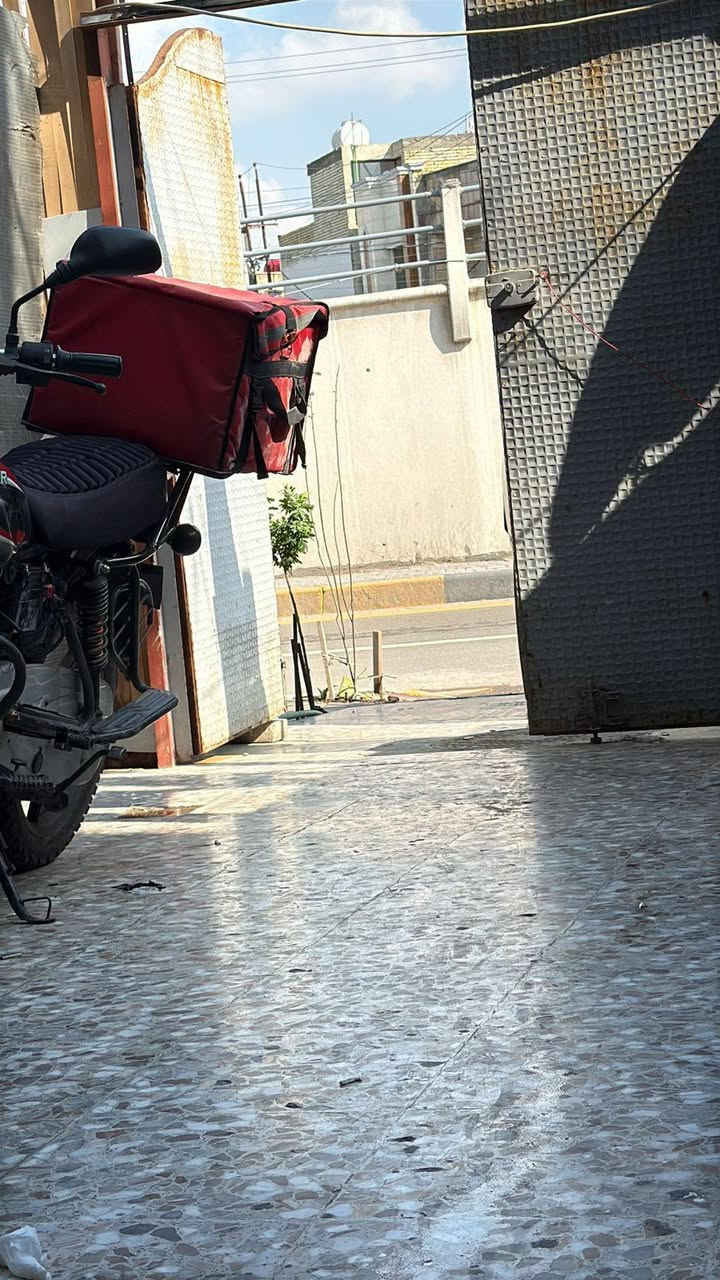 للبيع دراجه بوكسر
اوراق كامله
الدراجه خير من الله 
السعر 950 مجالهه كلش قليل
المكان البنوك 
***********
