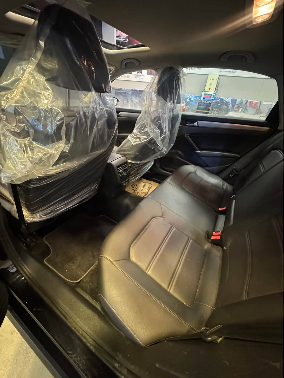 پاسات مۆدێل ٢٠٢١ مواسەفات SE
 
یەک پارچە بێ ئێرباگ بێ ژۆرێ 

مواسەفات :
بەسمە 
و شەغال 
درگا بەسمە
 سلایت
 کوشن سارد و گەرم
کوشین کارەبایی 
 رادار خەتی جادە 
تەحدید سورعە
 سوکان ڤۆلیوم 
و تەلەفون شاشە
 زۆر مواسەفاتی تر 

152 هەزار کیلۆمەتر ڕۆشتوە 

بەس بۆنیت بۆیاخە بێ ژۆرێ بێ ئێرباگ مەکینەی ٢٠ تۆربۆیە گێر و مەکینەی بەشەرت زۆر تونوتۆڵە چرکەی تیانیە نرخی
158 وەڕەقە مەعامەلە

 مۆبایل:[***********] أربيل, العراق
