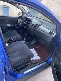 نيسان فيرسا • ٢٠٠٩ • مكينة 2000