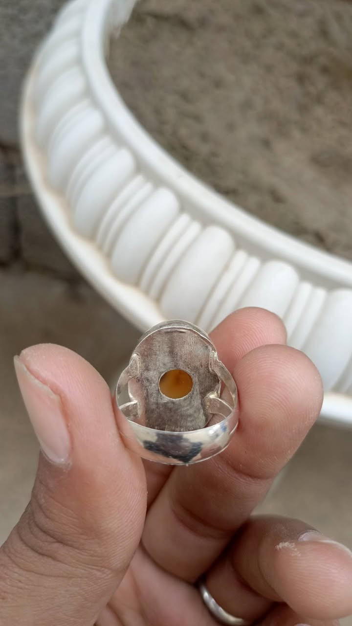 السلام عليكم
لبيــــع « 30»
 خاتم عقيق يماني مشمشي دمارات ربانيه  قطعه جداً جميله 
صياغه عراقيه يدويه
مكاني بغداد مدينه الصدر


**إذا كنت صاحب هذا الإعلان وتريد حذفه لأي سبب، رجاءا أرسل رسالة إلى الدعم الفني**