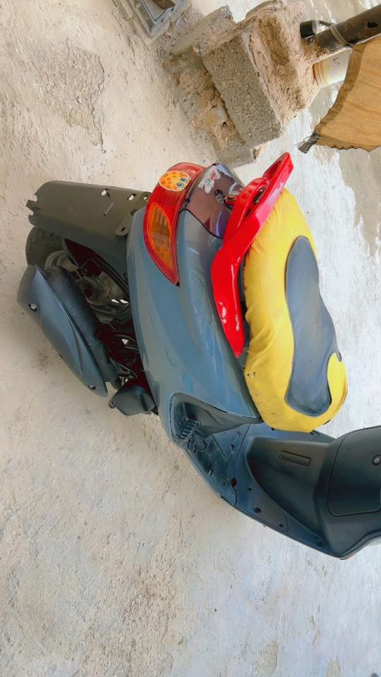 للبيع
مامفتوحة
جاهزة من كلشي 
السعر:375 قفل من الاخير
مكانها ديوانية
***********
