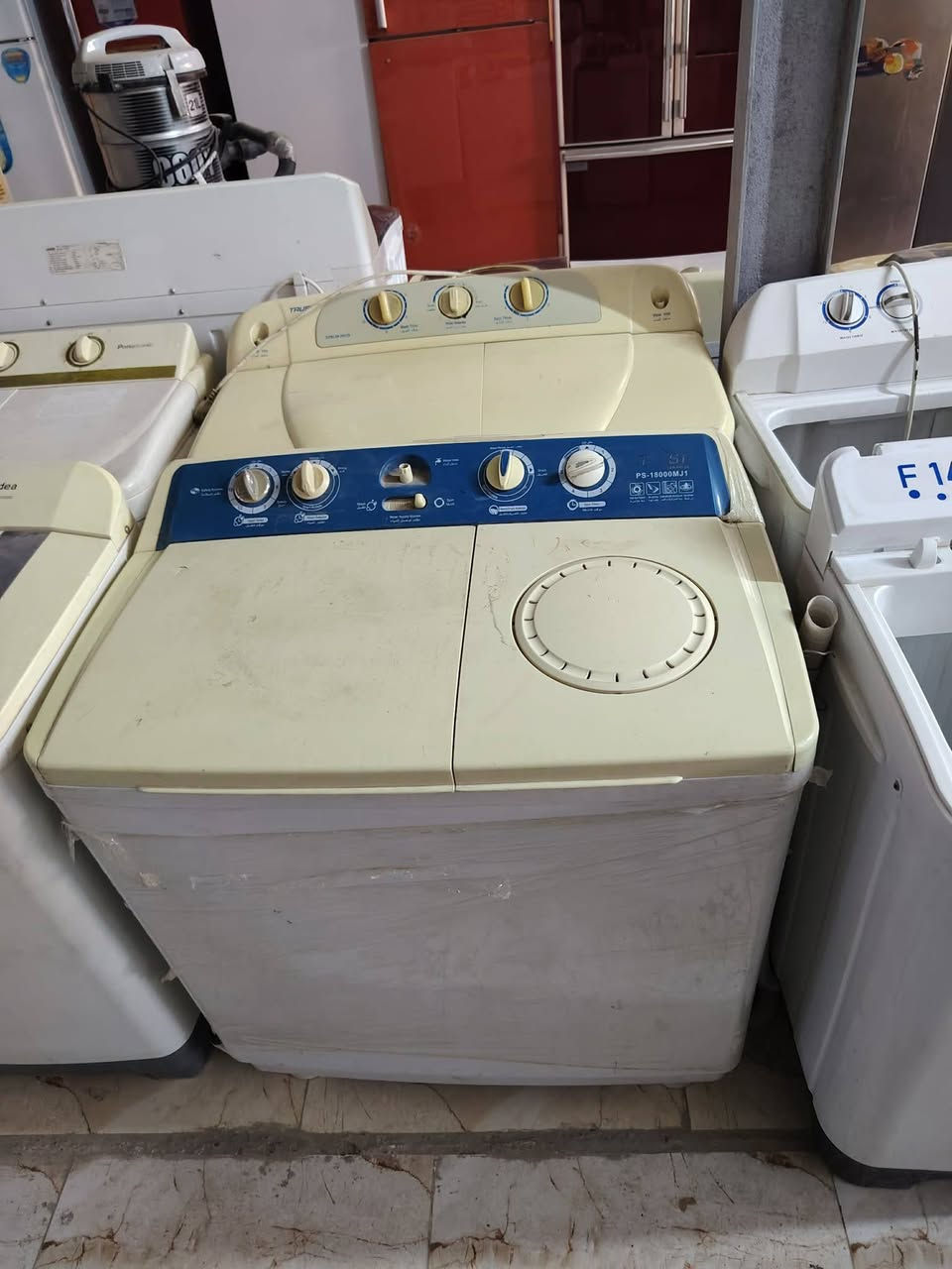 غسالات  نظيفه كلشش شرط الشغل ب75: الف اي وحده منهن
غسالات جديده حجم12 و13و15 كيلو اسعار من160 لحد ال190 الف


**إذا كنت صاحب هذا الإعلان وتريد حذفه لأي سبب، رجاءا أرسل رسالة إلى الدعم الفني**