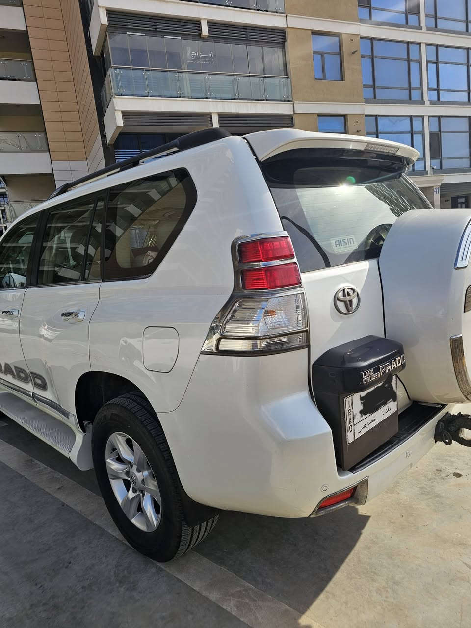 برادو ٢٠١١... ٦ سلندر كويتي دبل تانكي TXL
ماشية ٢١٠ الف كيلومتر
بدون صبغ... محرك و كير بحالة ممتازة.   صيانة دورية بمركز معتمد
مكانهه بغداد
السعر ٢٣٥ ورقة
للتواصل ***********

