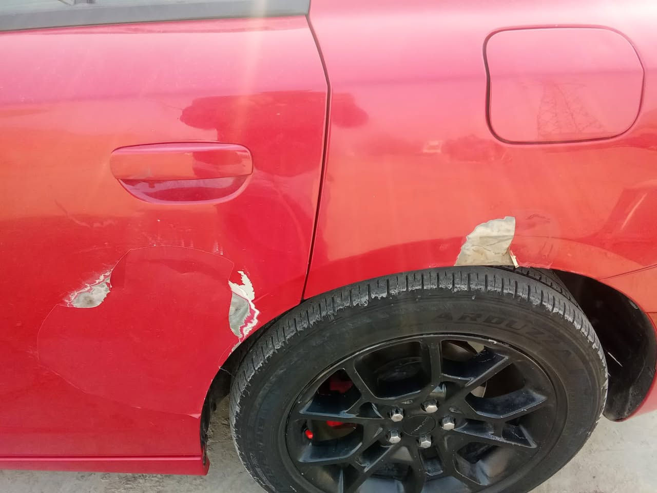 سلام عليكم جارجر موديل ١٥ كفاله حادثه من امريكا فقط دعامية اماميه بالعراق ذني الطخات اتصال با رقم ***********
