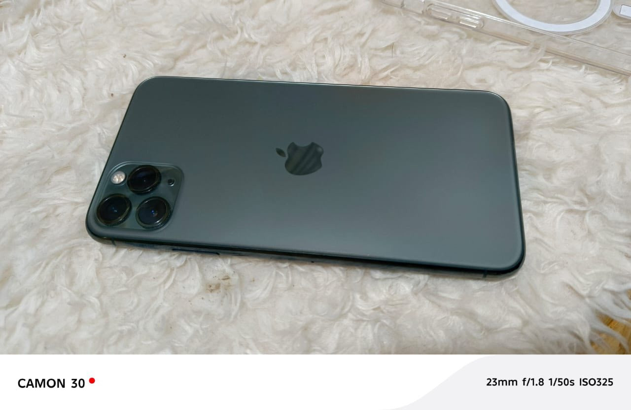 ١١ برو ماكس لون زيتوني بلادي من كل النواحي ذاكره 64 ملحقات كامله
بطاريه 85

يعني شحن أنساه ونسه الصرف كامرته غني عن التعريف

خلي سعر واني أدخل

أو واتساب ***********
