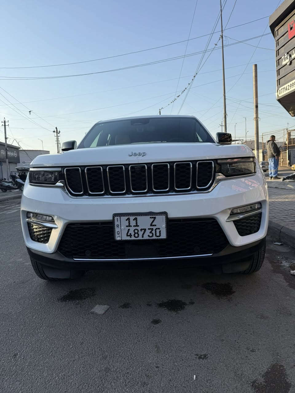 سلام عليكم جيب لمتيد بلاس وارد أمريكي فول مواصفات شنو بالك بيها داخل لون ابيض 5 كامرات كراسي تدفئة تبريد بردات السيارة زيرو ماشية الفين حادثها جانبي قطع بلادية نفس لون شادلها سيارة بانزين وماشية الفين جتي من امريكا ماشية 600 
السيارة كتاب شهداء بيها وكالة للمشتري للاستفسار ***********
العنوان بغداد شارع حيفا
