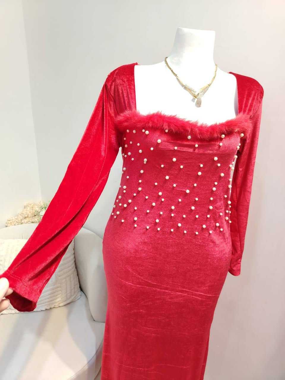 السلام عليكم
تصفيت بيج بضاعه حلوه ومرتبه بضاعه خير من الله 
صيفي شتوي 
لانجري 
تراكات 
كلابيات 
ملابس داخليه 
فساتين 
للتواصل ***********
