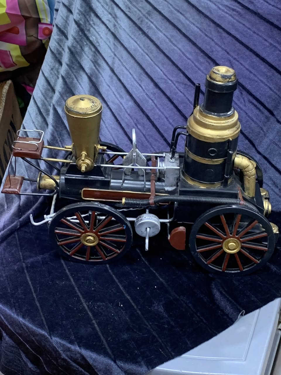 سعره 45  وبي مجال صنع يدوي
***********
