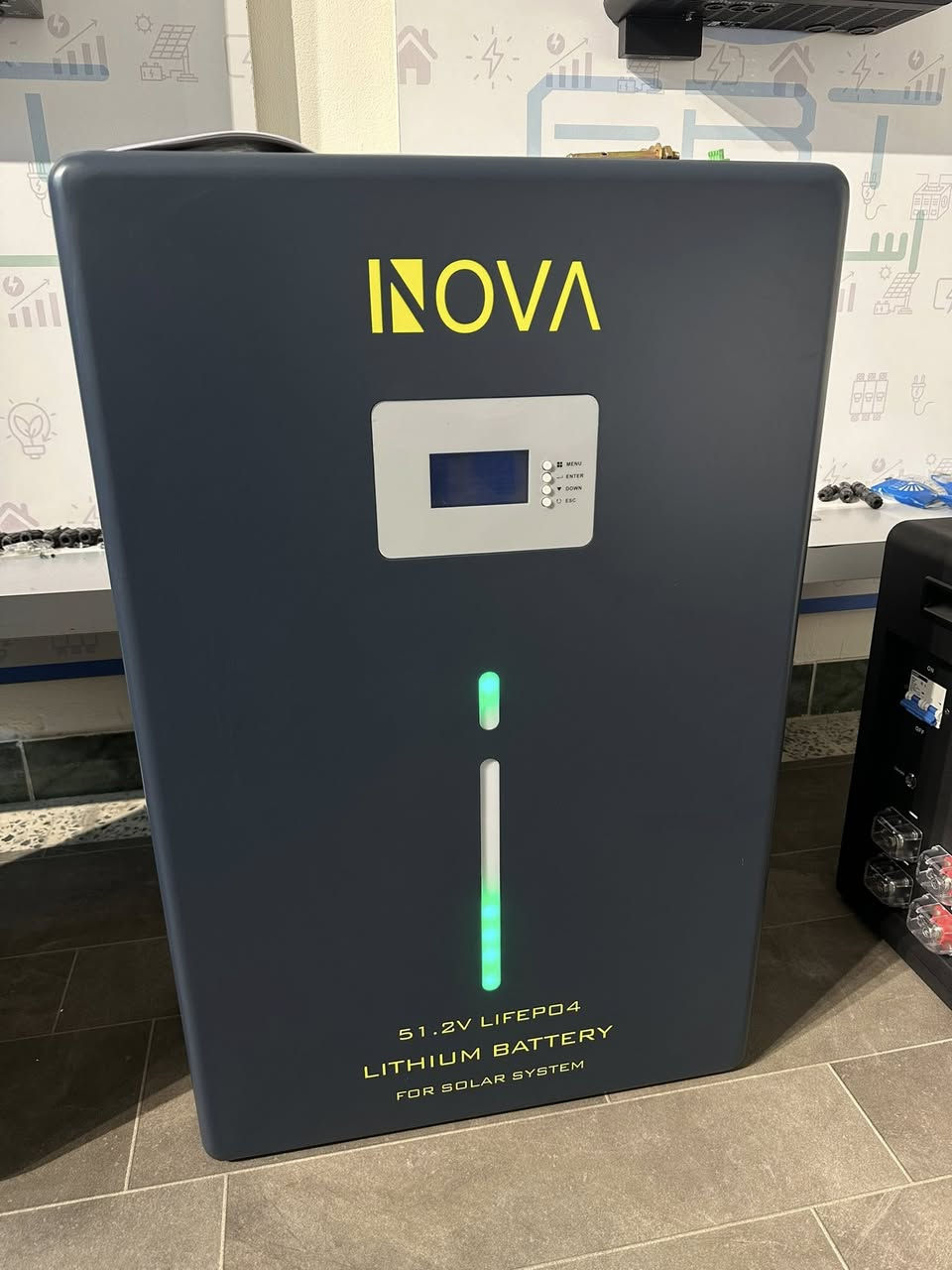 🔋☀️ تم وصول بطاريات ليثيوم فوسفات الحديد (LiFePO4) من شركة أسس الابتكار

بطاريات مخصصة لأنظمة الطاقة الشمسية بجودة عالية وأداء مستقر، مناسبة للاستخدام المنزلي والتجاري ⚡

✅ ضمان 5 سنوات✅ عدد الدورات من 6000 إلى 8000 دورة 🔄✅ أمان عالي وعمر تشغيلي طويل✅ كفاءة ممتازة في التخزين والتفريغ

📦 الأحجام المتوفرة ونوع الخلايا
8KW: RPET 314A 
8.3KW:EVE 325A تجميع 
11.7KW:EVE 230A
14.3KW:HTHIUM 280A
16.1KW :EVE 314A
تجميع 16.6KW: EVE 325A 
💼 خصم خاص لأصحاب المكاتب والمحال التجاريةلتجهيز مشاريع وأنظمة الطاقة الشمسية ☀️⚡

🔋 الحل الأمثل لتخزين طاقة الشمس وتشغيل أجهزتك بثبات وكفاءة عالية.

📞 للحجز والاستفسار:مراسلة الصفحة أو الاتصال على الرقم التالي:📱*********** واتساب اتصال
