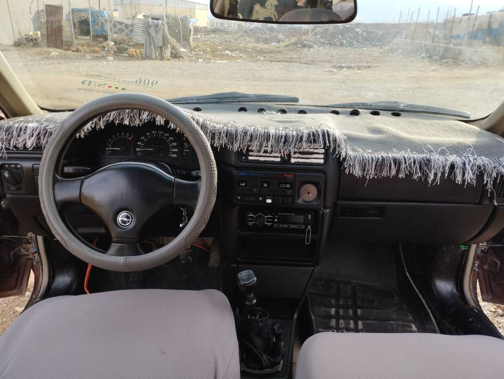 السَّلَاْمُ ‌‌عَلَیْکُم‌ ئۆپڵ ڤیکترا  سلاید مۆدێل 1989 ڕەقەم دەهۆک  مەکینە 20 گێڕ عادی دڕایڤ شەفت و گێڕ و مەکینە  بەشەرتی 10 فیتەر  بێ بوخار و دوکەڵ ، سەیارەکە لەڕووبەڕوو جوانترە   نرخ 28 گەڵا و مەجالێکی برایانە  ژ.م ***********  ***********
واتساب و ڤایبەر رانية, السليمانية
