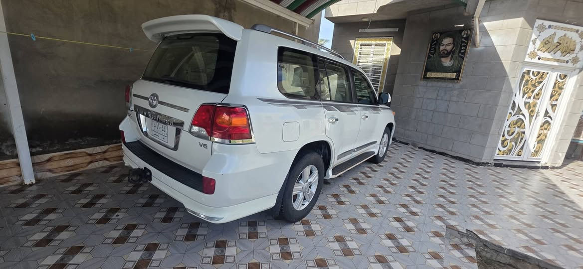 لاندكروز موديل ١٤ ابريم اصل
سياره مكفوله كفاله عامه
رقم بغداد
تحويل مباشر 
للستفسار الاتصال بل الرقم 
***********
