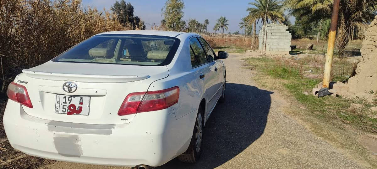 السلام عليكم 🔰
﷼ كامري للبيع مديل 
 ( 2008 ) كفاله من الكص والنقل 
وارد خليجي ✅
رقم انكليزي ✅
مكينه 2400
4سلندر ✅
صبغ اربع قطع 
بسمي رقم كربلاء✅
السعر 87$ وبيه مجال للطيبين 
الموقع ديالى بعقوبه ✅
للتواصل والاستفسار ***********
