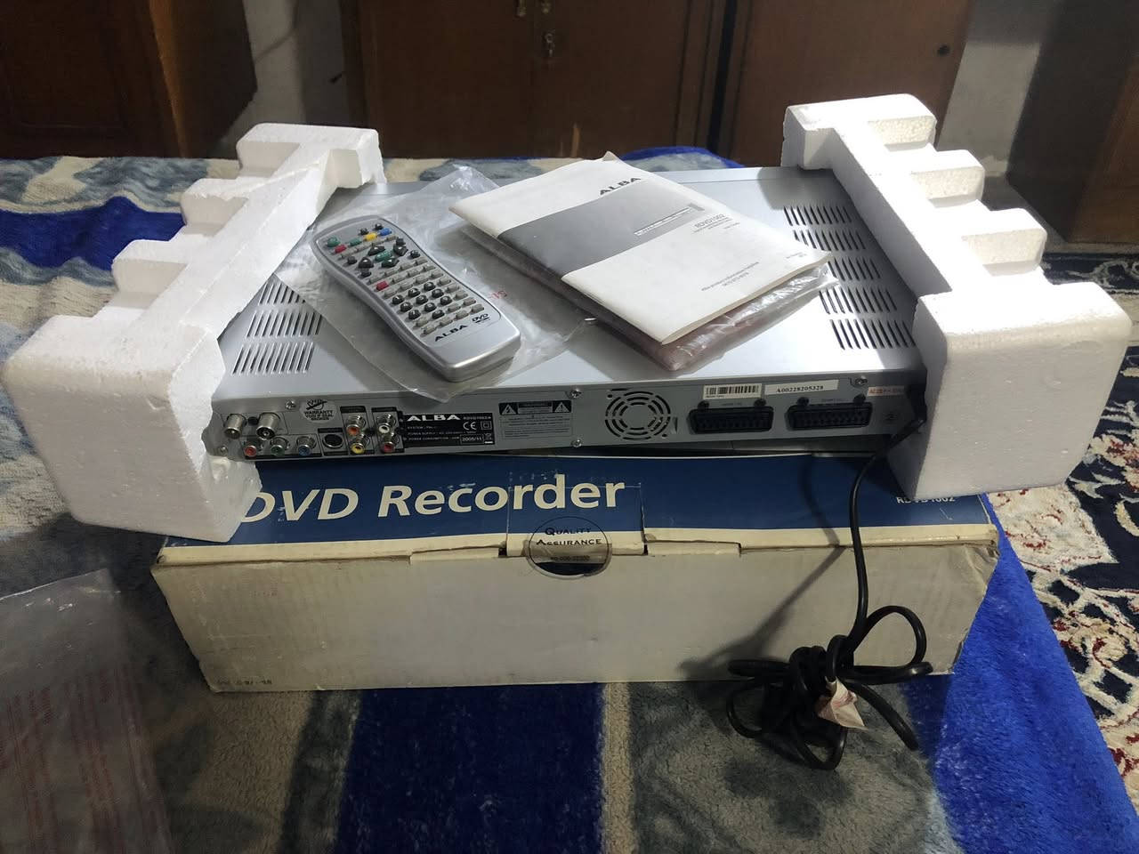 سلام عليكم
للبيع / جهاز DVD ريكوردر ماركة البا

جديد غير مستخدم مع كافة ملحقاته 

يدعم جميع الريجنات السعر ( ٦٠ الف مع التوصيل )


**إذا كنت صاحب هذا الإعلان وتريد حذفه لأي سبب، رجاءا أرسل رسالة إلى الدعم الفني**