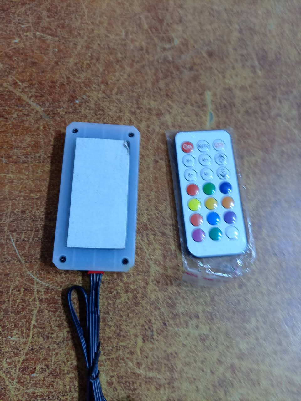 جديد غير مستخدم هاب 10 فان 6بن مع ريمونت 🌹سعر 20 الف مع التوصيل مجانا


**إذا كنت صاحب هذا الإعلان وتريد حذفه لأي سبب، رجاءا أرسل رسالة إلى الدعم الفني**