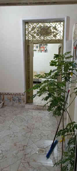 بيت طابو المسحه 100 طابقين حي اور الثانيه
الطابق الاول غرفه وستقبال ومطبخ اوصاله ومجمع صحيات
والطابق الثاني قيد النشاء
غرفتين وصاله ومجمع صحيات
السعره 170/اوبي مجال

***********
