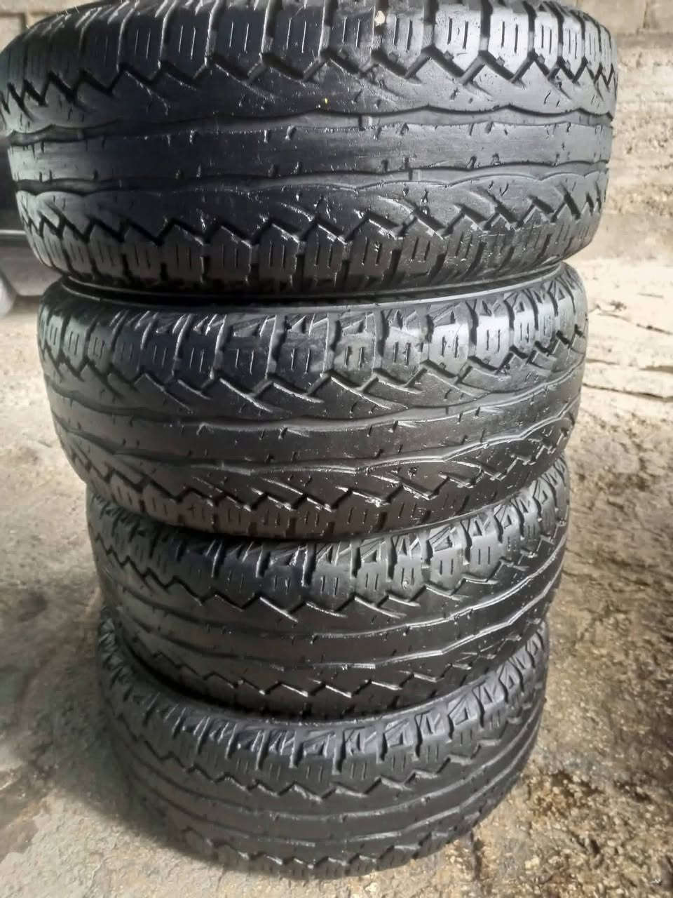 طقم كوشوك مستعمل بحاله الوكاله 265/65/17 
0778302316


**إذا كنت صاحب هذا الإعلان وتريد حذفه لأي سبب، رجاءا أرسل رسالة إلى الدعم الفني**