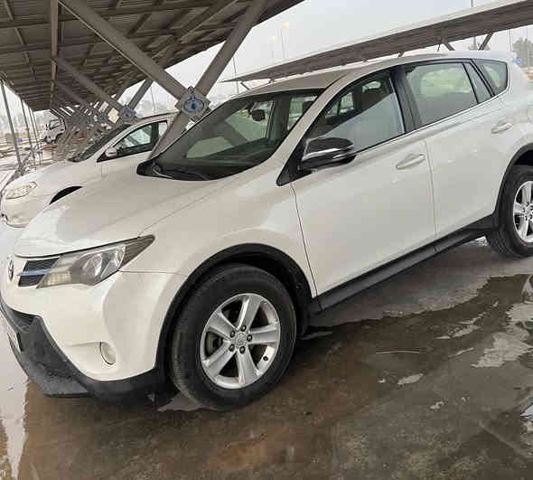 السلام عليكم سيارة راف فور موديل 2014 خليجي رقم  بغداد دولي شرط التحويل
سيارة حلوة مال جناي 
محرك وگير كفالة ، تخم تايرات ، صدر جديد 
كامرة. حساسات، بدون فتحه 
بيها قطع صبغ ابيع حزام احسن  حتى اخلص 
موجود سونار 
سعرها  130 $ وبيها مجال 
مكاني بغداد 
هاتف

***********
