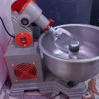 عجانة جديدة • سعة ٥ كيلو • نجف