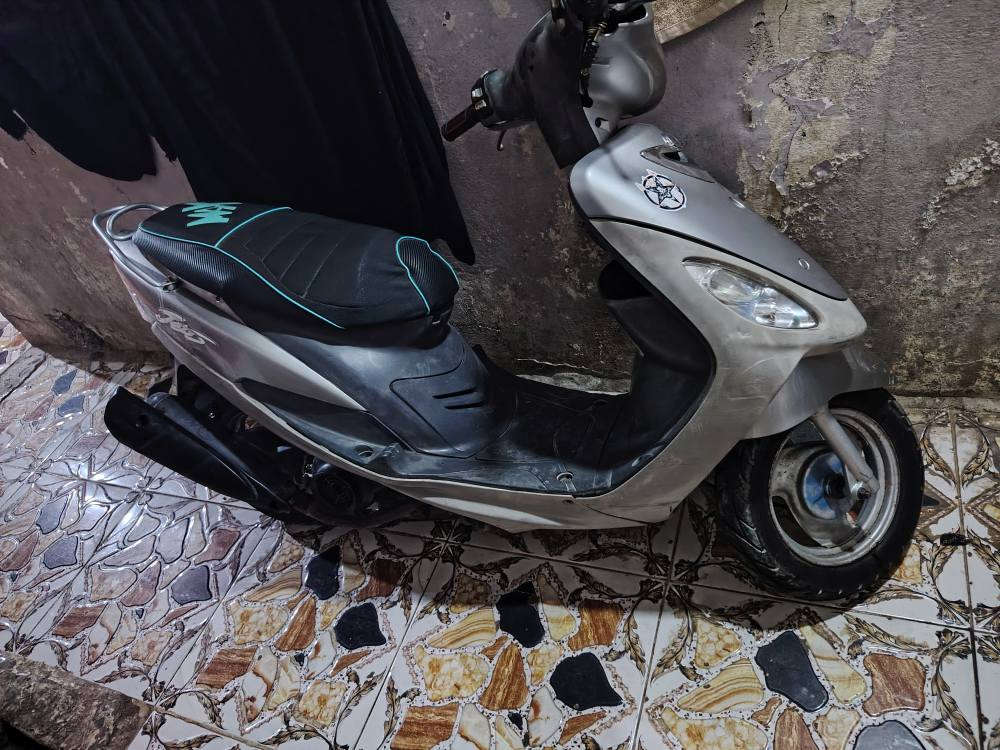 السلام عليكم عليكم دراجة ماكس حاويه اقل الشهرين من خذته كهربائيات كلها شغاله نكره سلف كفارتها ختم واحد الشراي هاذه رقمي *********** سعرها ٧٥٠ الف
