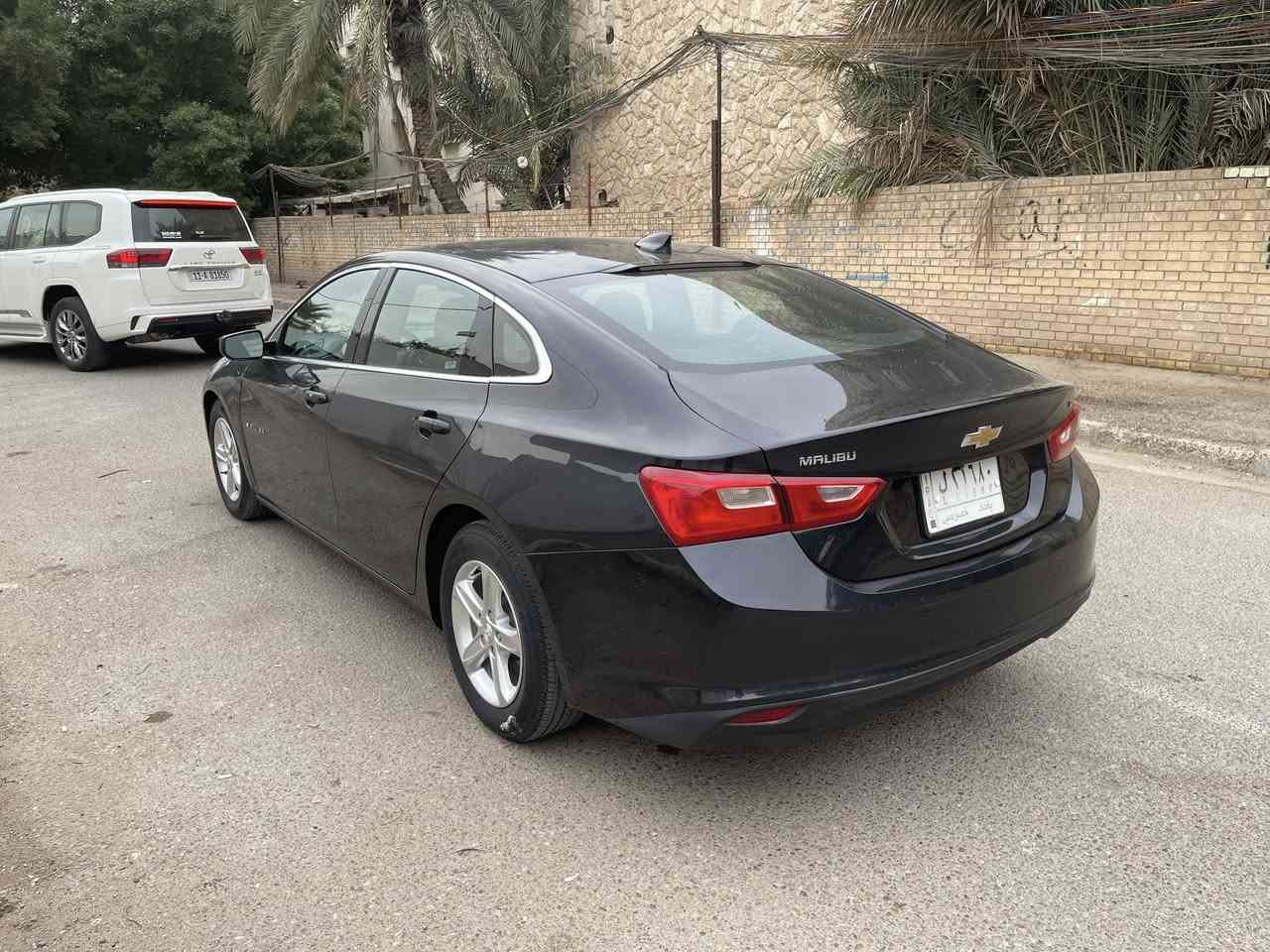 ماليبو 2023 رقم بغداد
سياره حادثهة جاملغ وبنيد مواصفات ltمعروفه سياره جاهزه من كل النواحي 
مكان السياره الاعضمية ***********
