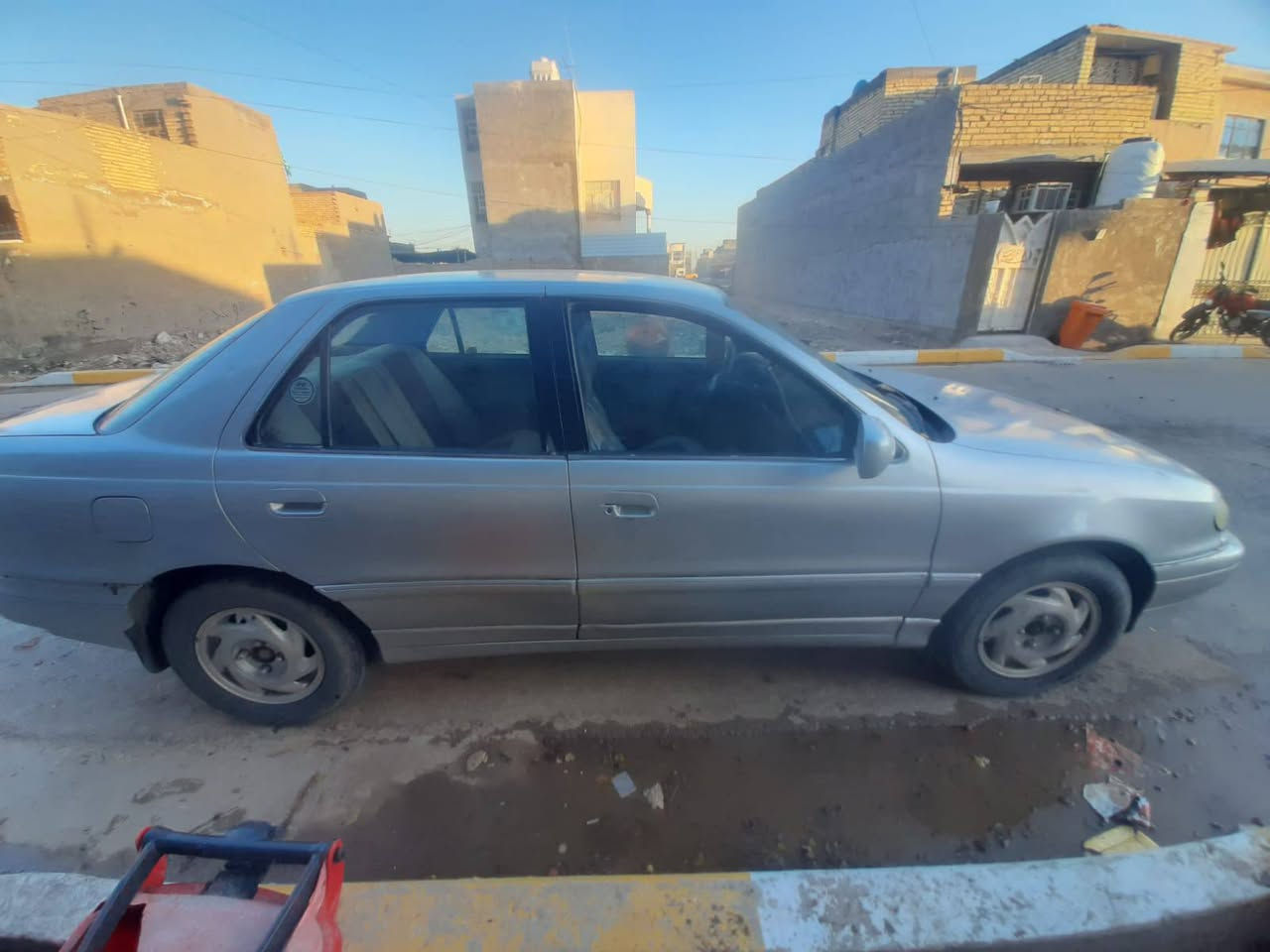 سلام عليكم الانتراا موديل 95 سنوية لل سابع تسقط رقم بغداد بأسمي تحويل مبااشر سيارة كامله من كلشي عدة تبريد سعر 40 وبيها مجال لل ستفساار *********** مكاني بغداد
