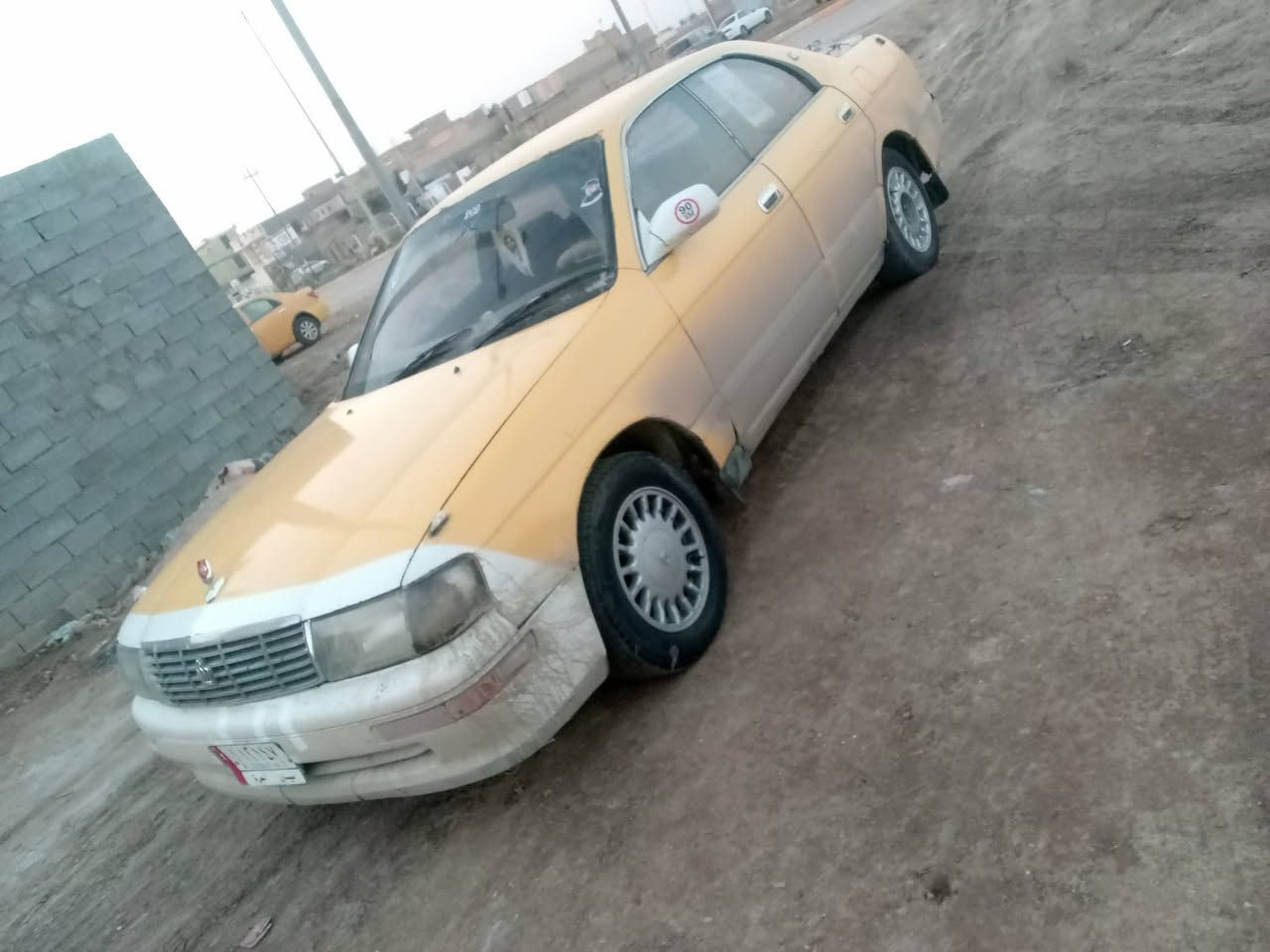 سلام عليكم سيارة بطه للبيع وللمراوس كمل مواصفات كلشي بيهه جاهز حداديه مكينه كير لا تنقيص لا تبخر دواخل حلوه كهربائيات كلهه شغاله لايت عالي ناصي زنون تخم تاير مسجل كلشي شغال السعر 33 وبيهه مجال سيارة للستفسار على هاذ ارقم ***********
